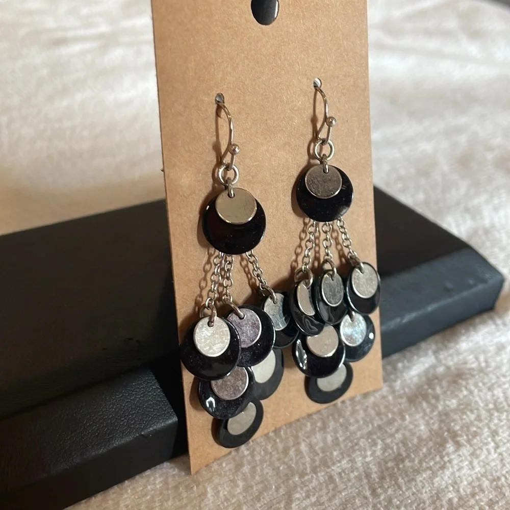 N/A silver tone